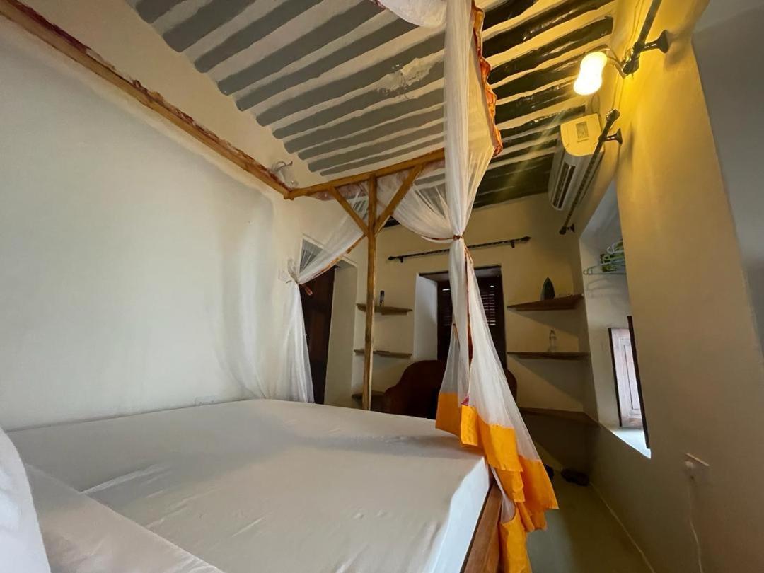 Four Seasons Villa Zanzibar Buitenkant foto